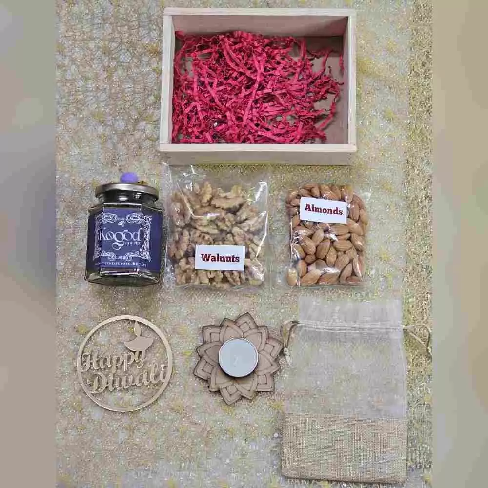 Luxury Walnut and Coffee Gift Tray for Corporate Clients